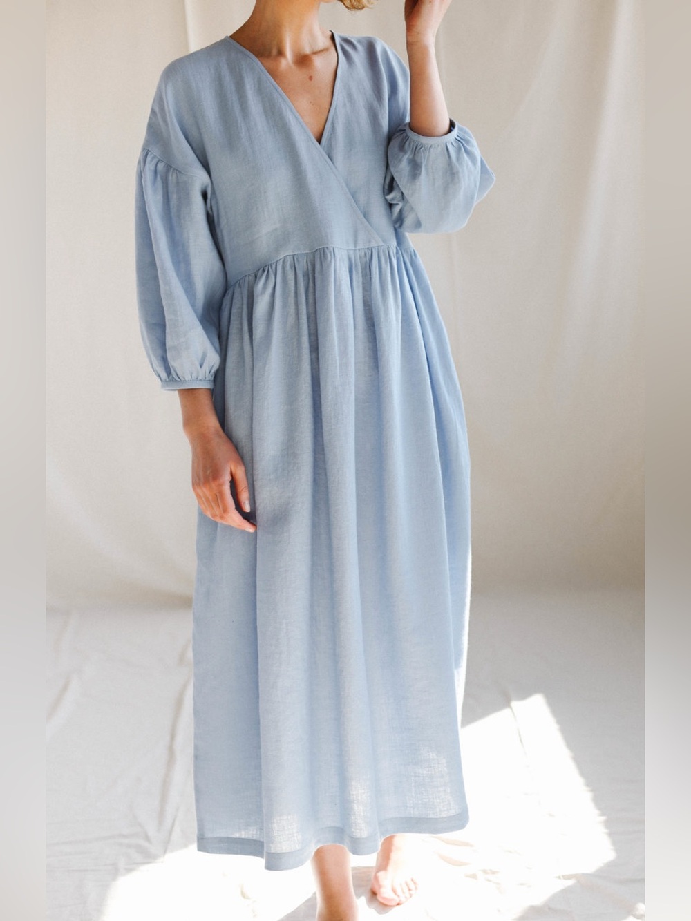 OFFON Off On Clothing Linen V Neck Puffy Sleeve Dress in Blue